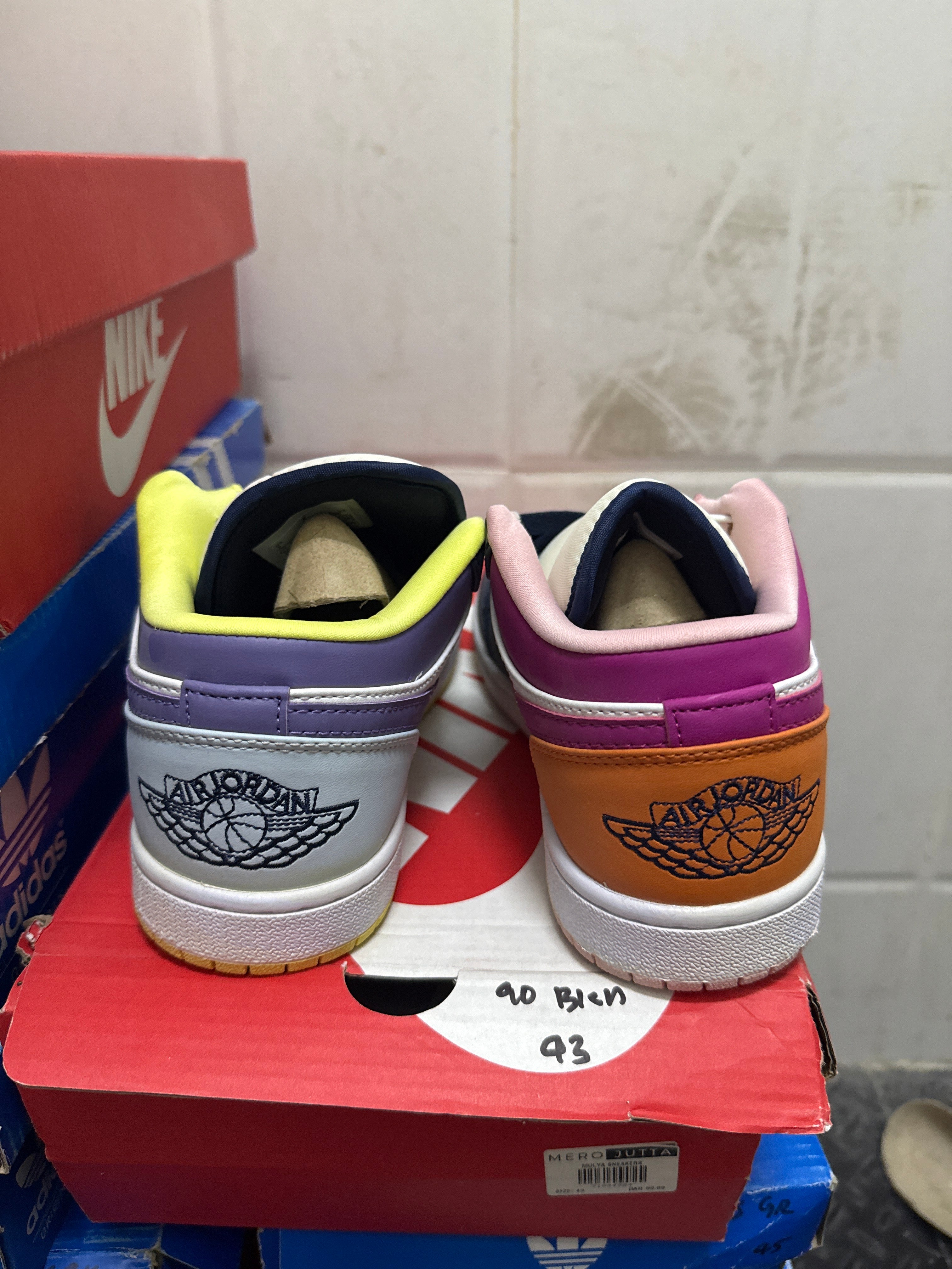Nike