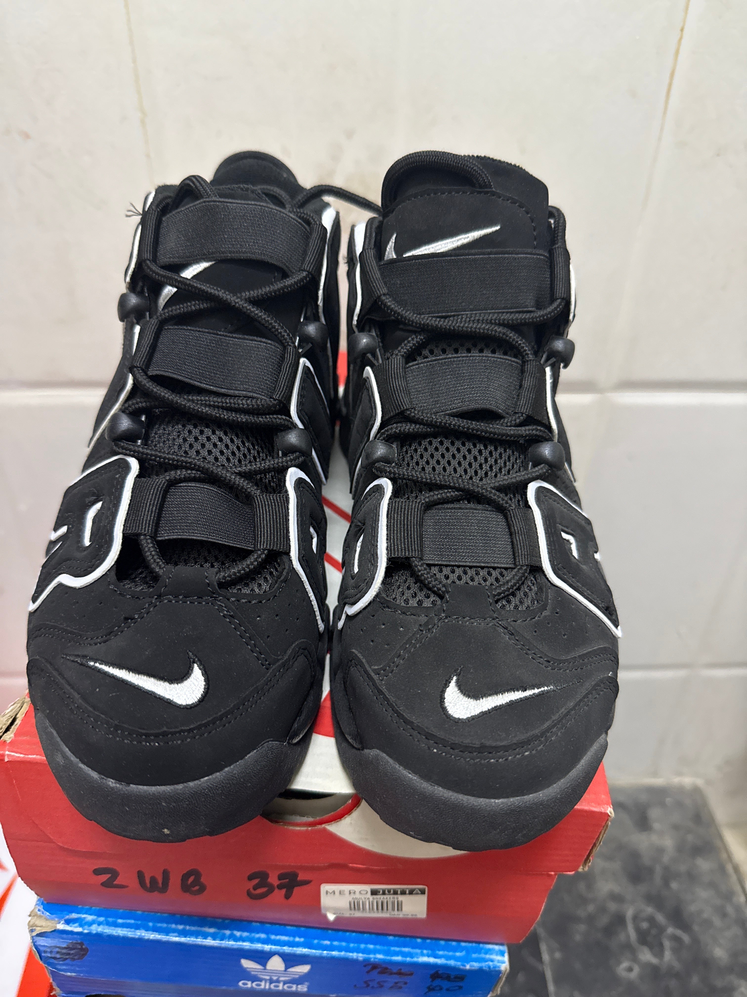 Nike