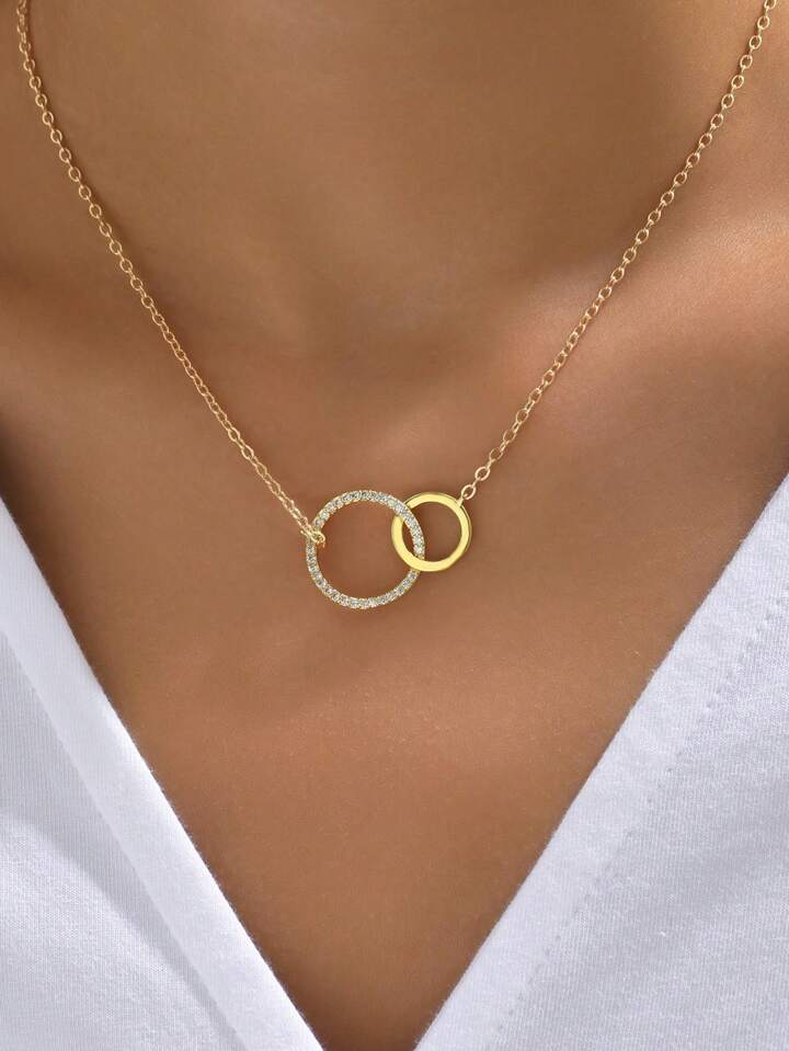 Circle Pendant Necklace